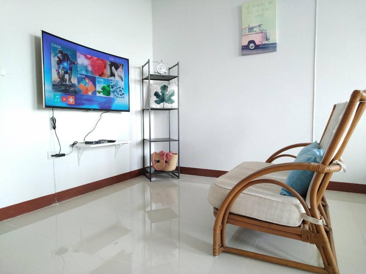 Supanich Condo Opposite The Train Station Chiangmai เชียงใหม่ ภายนอก รูปภาพ