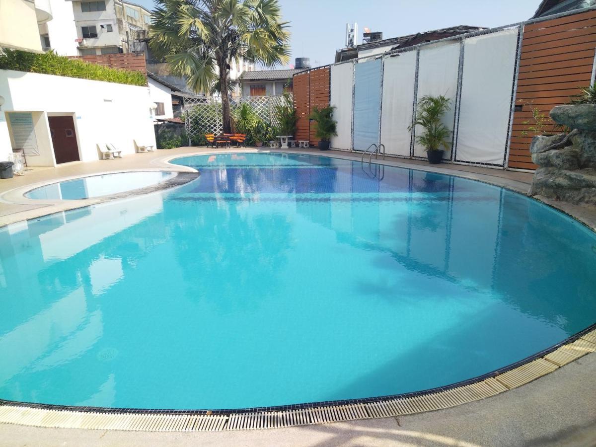 Supanich Condo Opposite The Train Station Chiangmai เชียงใหม่ ภายนอก รูปภาพ