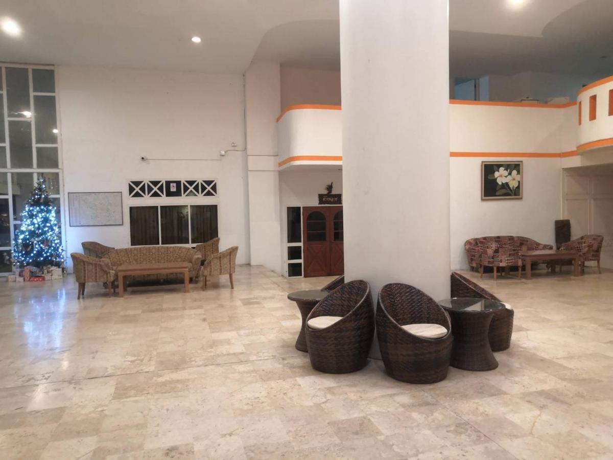 Supanich Condo Opposite The Train Station Chiangmai เชียงใหม่ ภายนอก รูปภาพ